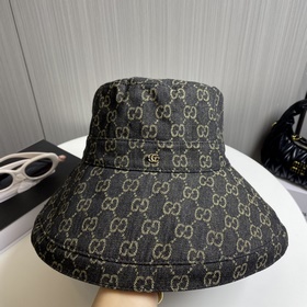 GUCCI Гуччи рыбацкая шапка. Новинка на официальном сайте Gucci. Р
