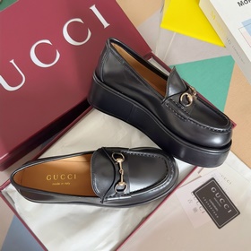 Версия высшего качества： женская модель  Gucci Новейшие туфли с 