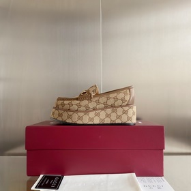 Версия высшего качества： женская модель  Gucci Новейшие туфли с 