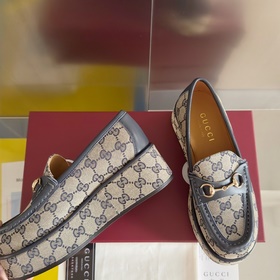 Версия высшего качества： женская модель  Gucci Новейшие туфли с 