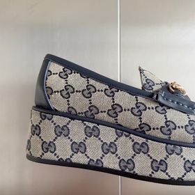 Версия высшего качества： женская модель  Gucci Новейшие туфли с 