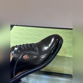 Gucci – оригинальные мужские кожаные туфли для официальных и повс