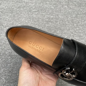 Gucci Мастерство итальянский стиль. Верх из кожи овцы первого сло