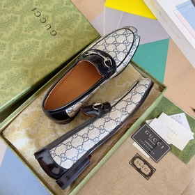 Топовая версия： мужская модель ( Gucci G-Classics Лоферы с пряжко