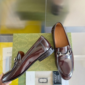Топовая версия： мужская модель ( Gucci G-Classics Лоферы с пряжко