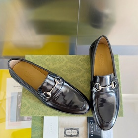Топовая версия： мужская модель ( Gucci G-Classics Лоферы с пряжко