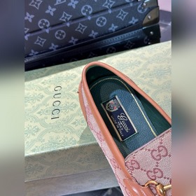 Gucci — высококачественные мужские кожаные туфли на высокой подош