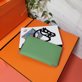 Hermes кошелек на молнии, внешняя часть из кожи Epsom, внутренняя