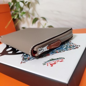 Hermes кошелек на молнии, внешняя часть из кожи Epsom, внутренняя