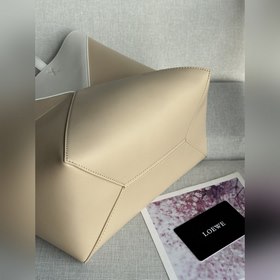 Оригинальная кожа LOEWE  Маленькая сумка puzzle Tote  25,5-14,