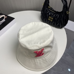 Бейсболка Louis Vuitton Новая модель LV, высококачественное изгот