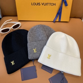 Официальный сайт Lv Очень универсальный, подходит для мужчин и же