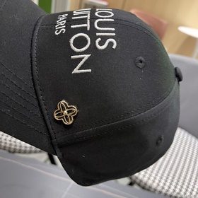 Бейсболка Louis Vuitton Новая модель LV, изготовлена с высоким ка