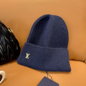 Официальный сайт Lv Очень универсальный, подходит для мужчин и же