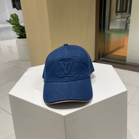 Бейсболка Louis Vuitton Новая бейсболка LV, тщательно изготовлена