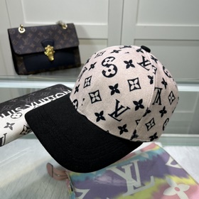 Бейсболка Louis Vuitton Новая бейсболка LV, тщательно изготовленн