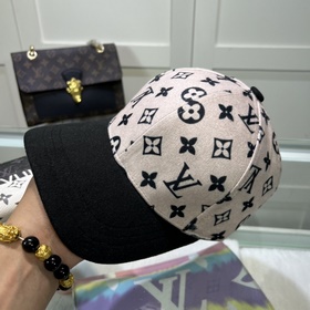 Бейсболка Louis Vuitton Новая бейсболка LV, тщательно изготовленн
