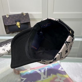 Бейсболка Louis Vuitton Новая бейсболка LV, тщательно изготовленн