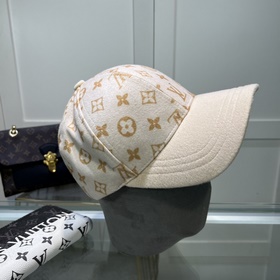 Бейсболка Louis Vuitton Новая бейсболка LV, тщательно изготовленн