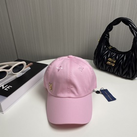 LouiVuittonLV 2025 Новая модель от Louis Vuitton. Бейсболка с выш