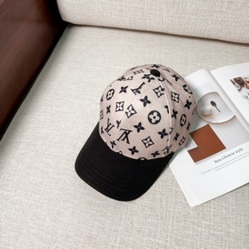 LV Louis Vuitton бейсболка. Легкая и дышащая. Идеальный крой, точ