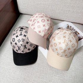 LV Louis Vuitton бейсболка. Легкая и дышащая. Идеальный крой, точ