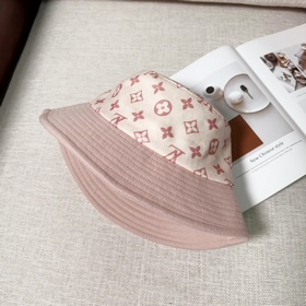 LV Louis Vuitton рыбацкая шляпа. Легкая и дышащая. Идеальный крой