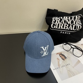 LV Louis Vuitton новая джинсовая кепка с вышитыми буквами Усоверш