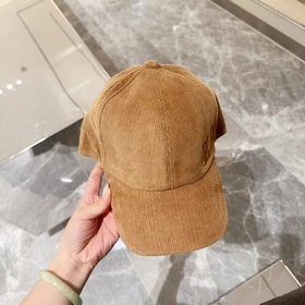 Louis Vuitton LV, веселая бейсболка из вельвета, новая осенняя мо