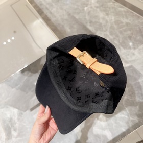 Louis Vuitton LV, веселая бейсболка из вельвета, новая осенняя мо