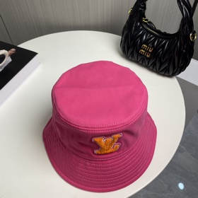 Бейсболка Louis Vuitton Новая модель LV, тщательно изготовлена, в