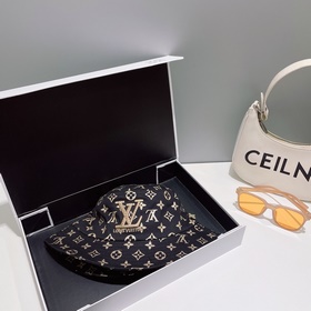 Новинка! Louis Vuitton представляет новую модель шляпы-ушанки LV,