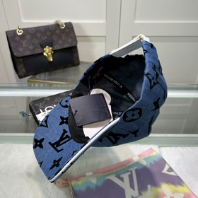 Бейсболка Louis Vuitton Новая бейсболка LV, тщательно изготовленн