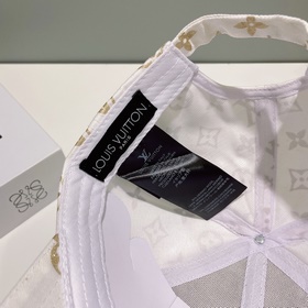 Новинка! Louis Vuitton представляет новую бейсболку LV, изготовле