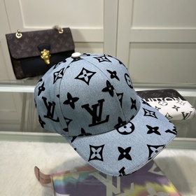 Бейсболка Louis Vuitton Новая бейсболка LV, тщательно изготовленн