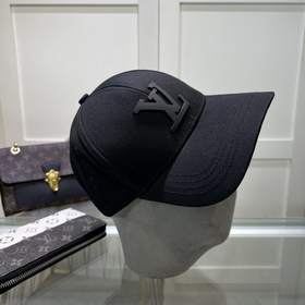 Бейсболка Louis Vuitton Новая бейсболка LV, тщательно изготовленн