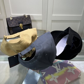 Бейсболка Louis Vuitton Новая бейсболка LV, тщательно изготовленн