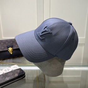 Бейсболка Louis Vuitton Новая бейсболка LV, тщательно изготовленн