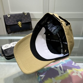 Бейсболка Louis Vuitton Новая бейсболка LV, тщательно изготовленн