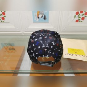 Новейшая модель на официальном сайте LV, изготовлена из кожи верх