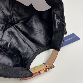 LouiVuittonLV 2025 Новая модель в магазине Louis Vuitton. Новая б