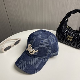 Louis Vuitton 2025 Новая джинсовая бейсболка  LV бейсболка, лак