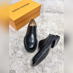 Louis Vuitton LV (Луи Виттен) Оксфорды из телячьей кожи. Изысканн