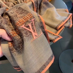 Этот новый бестселлер LV заслуженно стал хитом продаж. Четыре мет