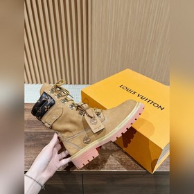 Только для женщин. Louis Vuitton x Timberland совместная коллекци