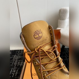 Услуги покупке товаров Louis Vuitton x Timberland совместная кол