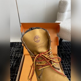 Услуги покупке товаров Louis Vuitton x Timberland совместная кол