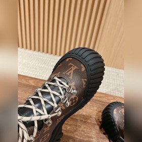 #Louis Vuitton Старый узор, толстая подошва, короткие ботинки, че