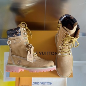 Версия высшего качества： женская модель LV x Timberland Тимберле