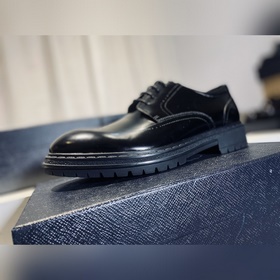 Оригинальная модель! Новая коллекция Prada, синхронный выпуск в м